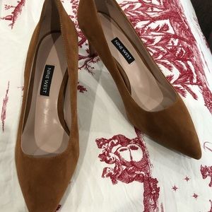 Nine West suede pumps